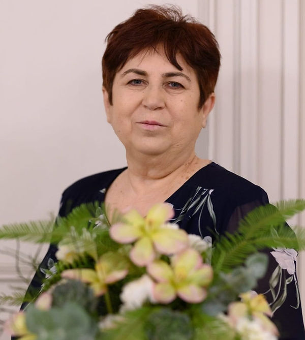 Adina Dancianu Iasi Rozalia _edited.jpg